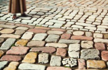 timeless cobblestone driveway patterns